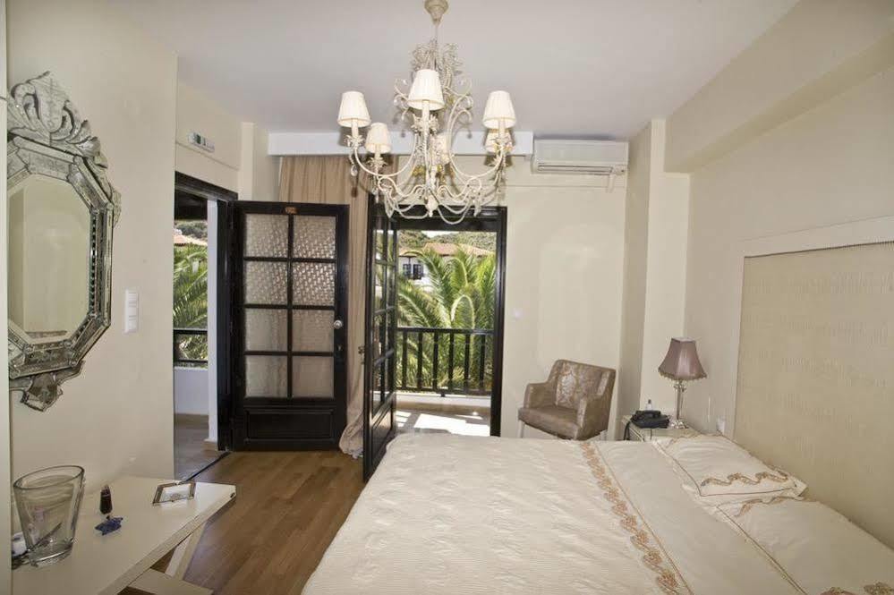 Assa Maris Hotel Chalkidiki Exterior photo
